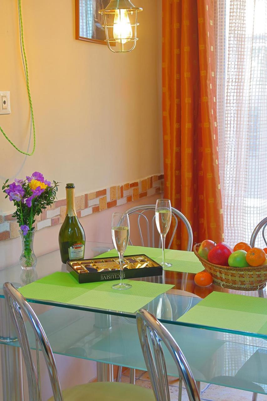 Apartment On Pushkinskaya 16 โอเดสซา ภายนอก รูปภาพ